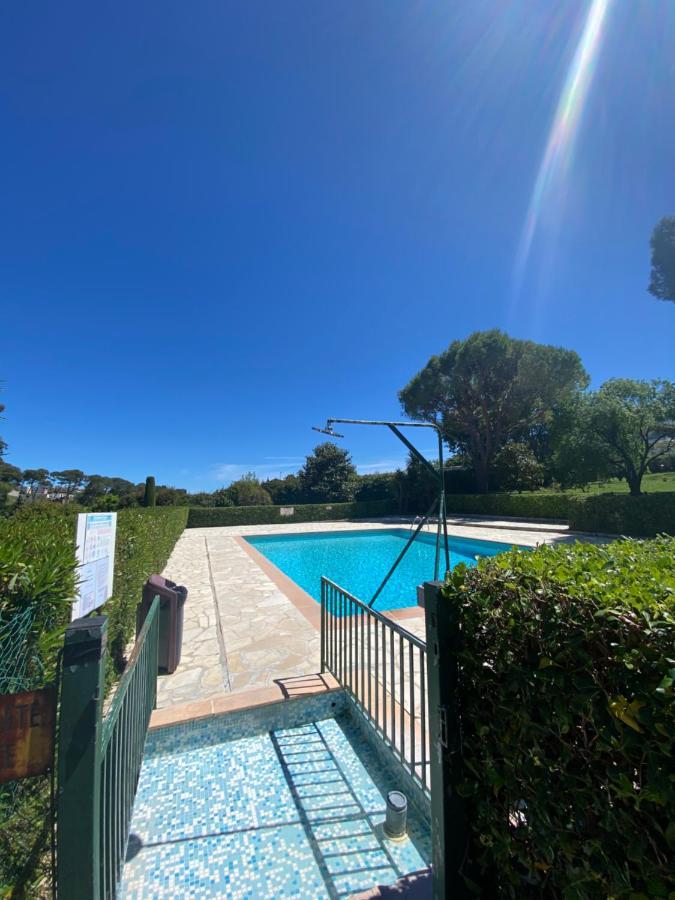Le Maya - Studio Avec Piscine Antibes Eksteriør billede